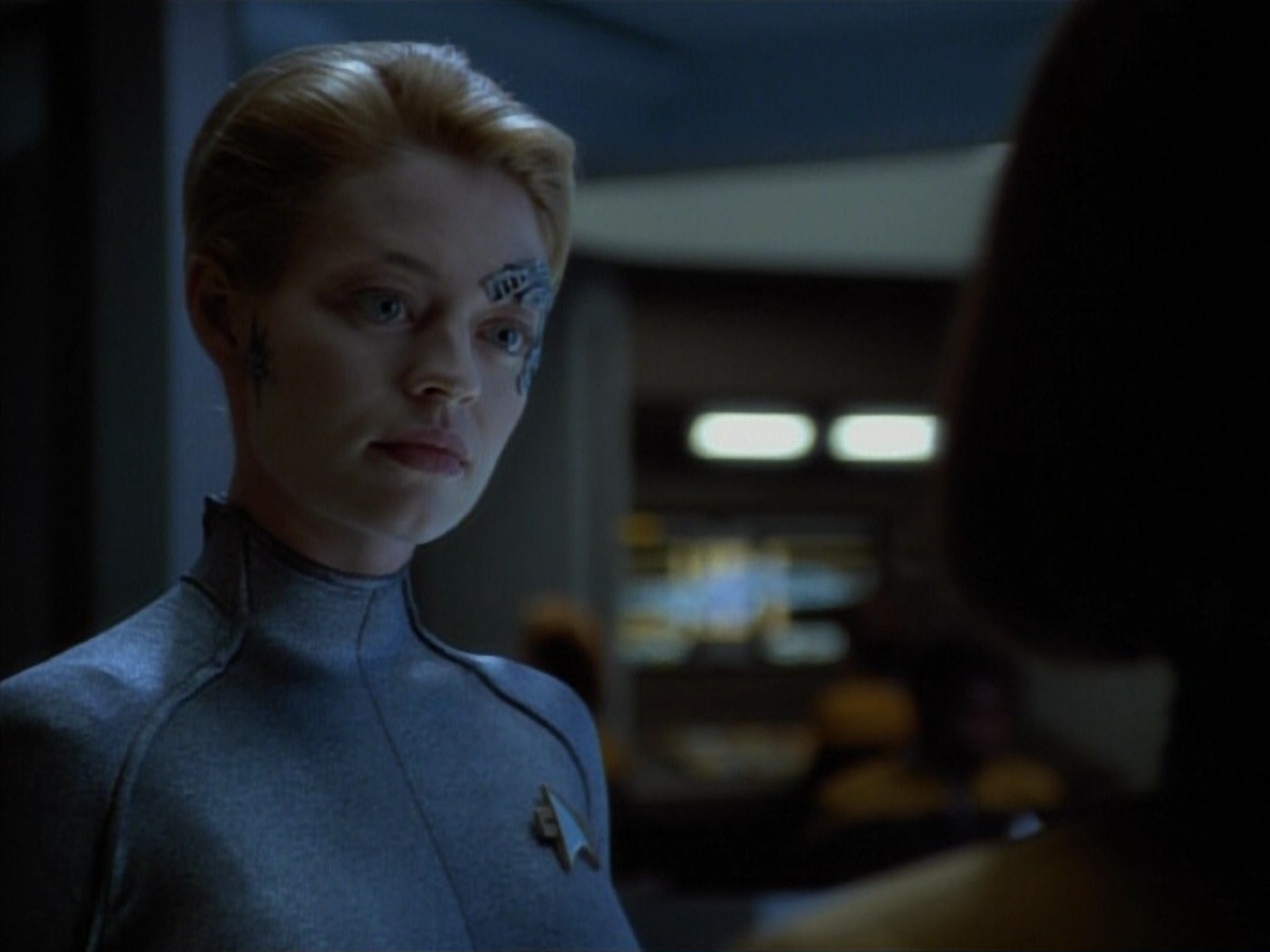 extant_StarTrekVoyager_4x03-DayOfHonor_1033.jpg