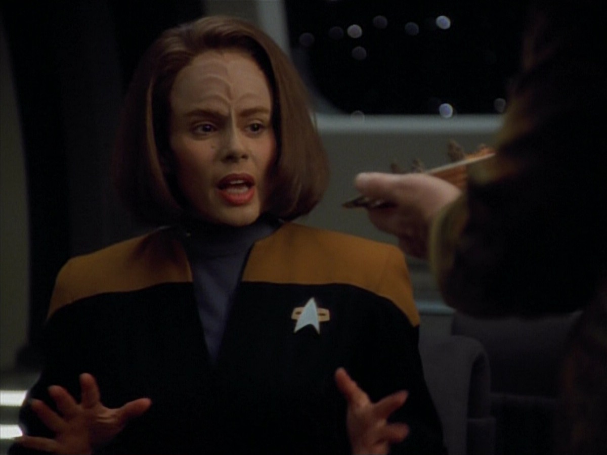 extant_StarTrekVoyager_4x03-DayOfHonor_1143.jpg