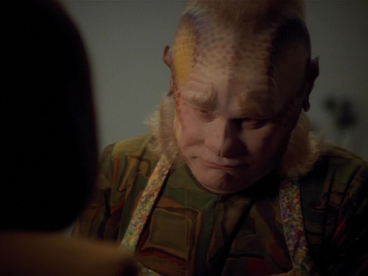 extant_StarTrekVoyager_4x03-DayOfHonor_1195.jpg
