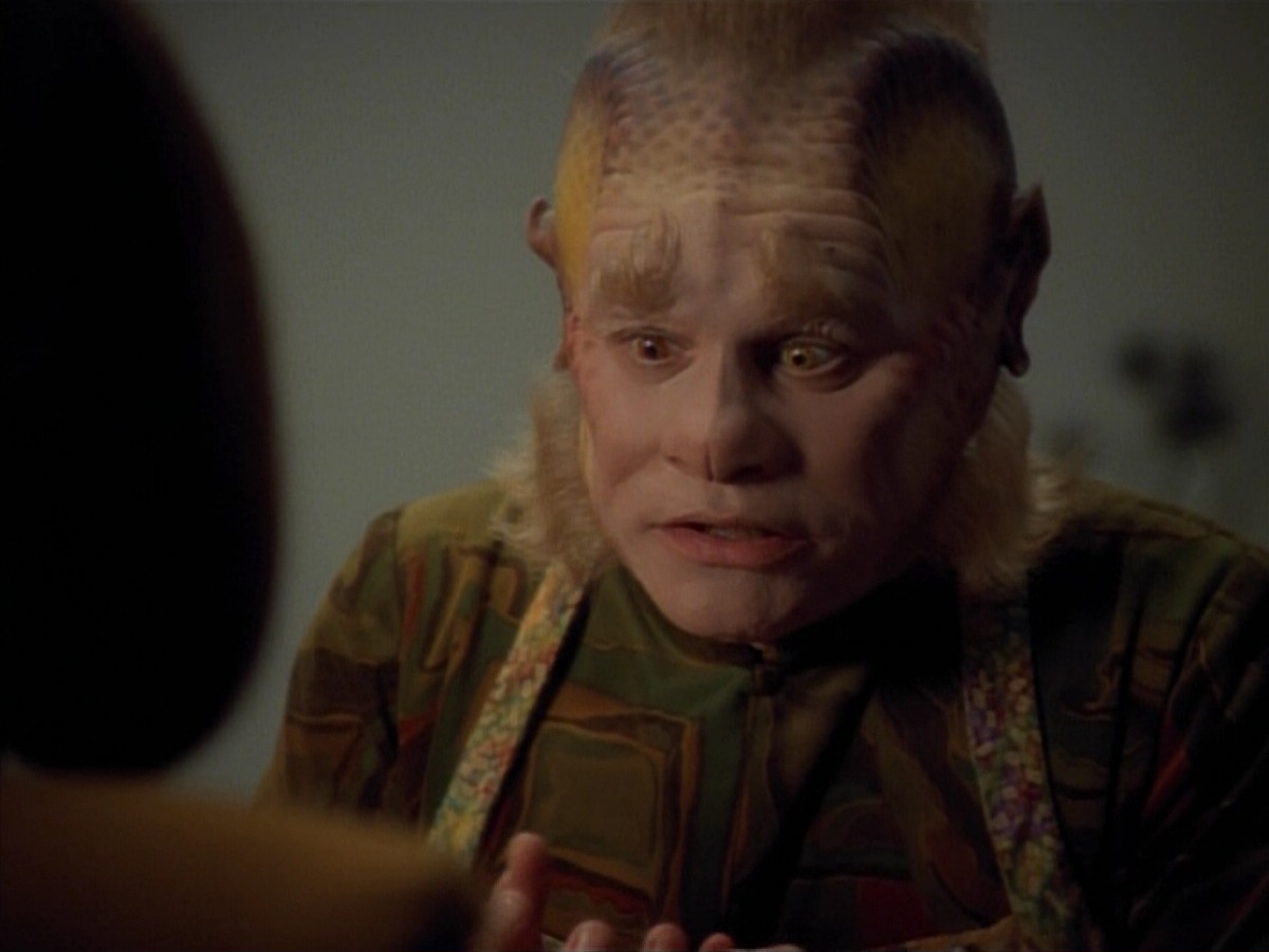 extant_StarTrekVoyager_4x03-DayOfHonor_1209.jpg