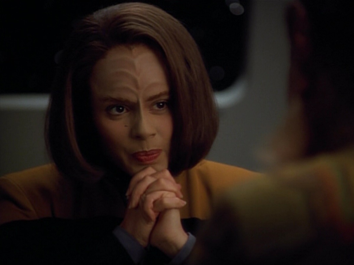 extant_StarTrekVoyager_4x03-DayOfHonor_1217.jpg