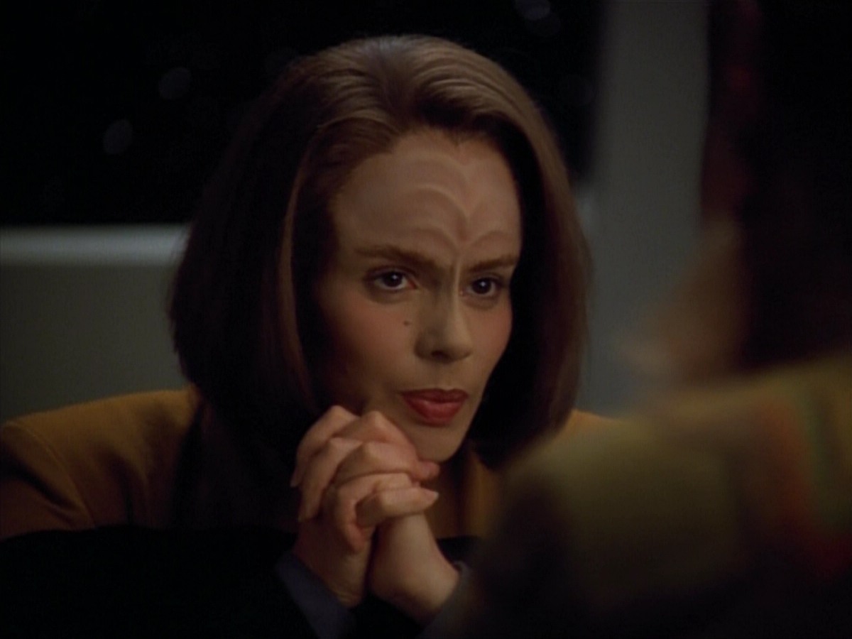 extant_StarTrekVoyager_4x03-DayOfHonor_1226.jpg