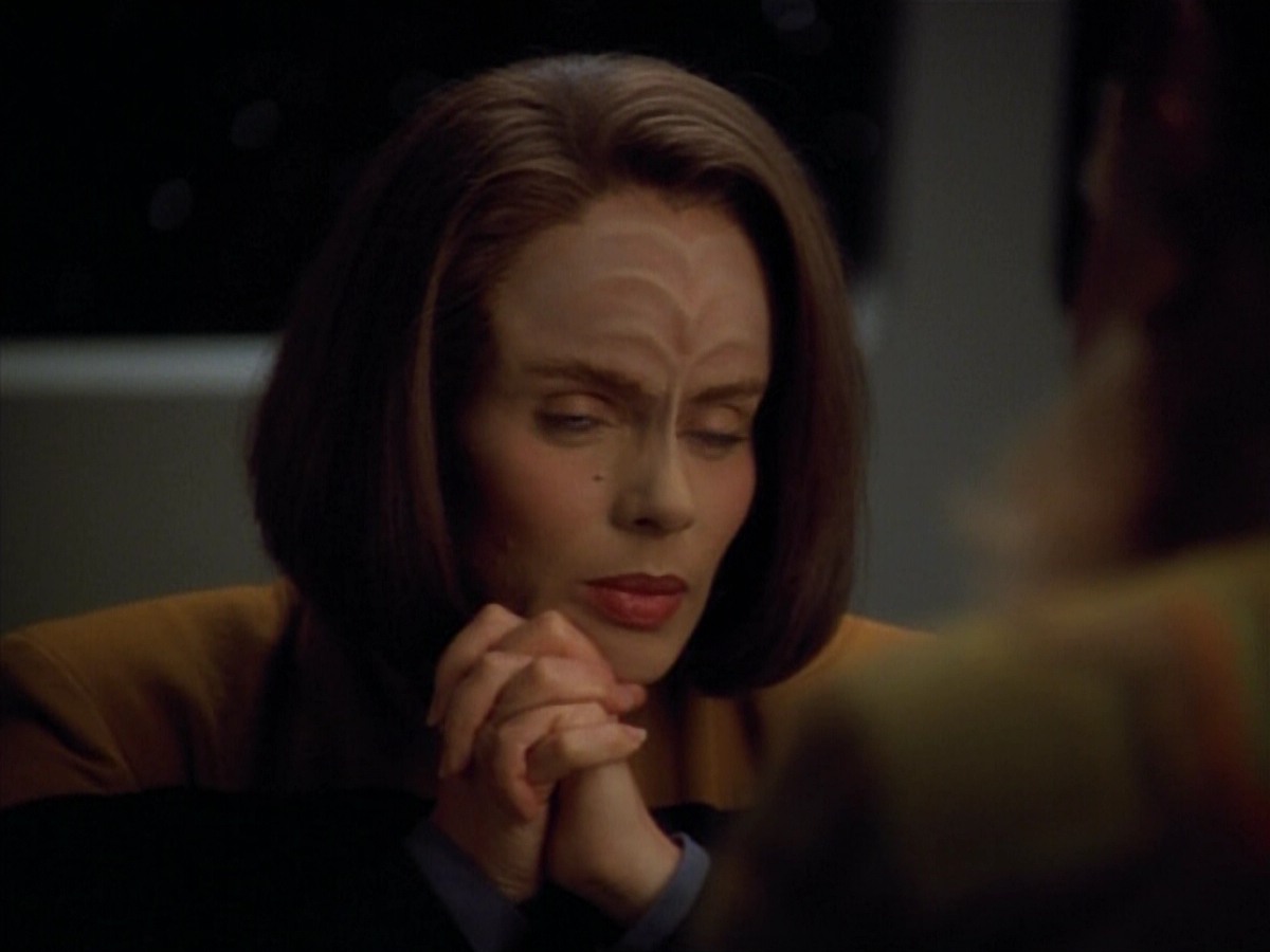 extant_StarTrekVoyager_4x03-DayOfHonor_1227.jpg