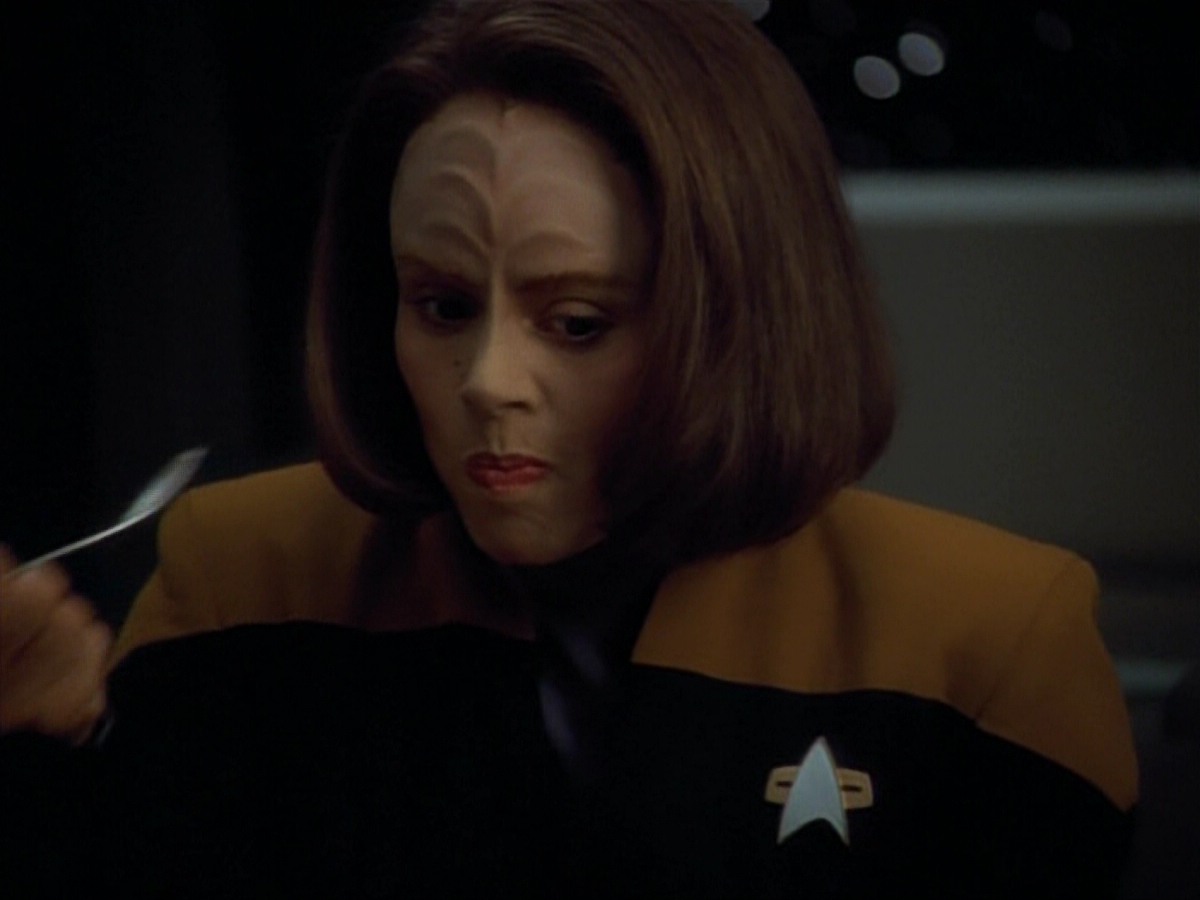 extant_StarTrekVoyager_4x03-DayOfHonor_1407.jpg