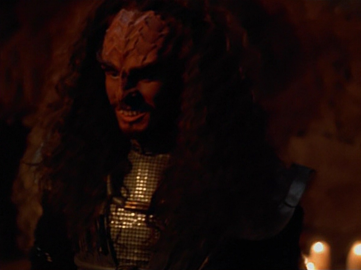 extant_StarTrekVoyager_4x03-DayOfHonor_1507.jpg