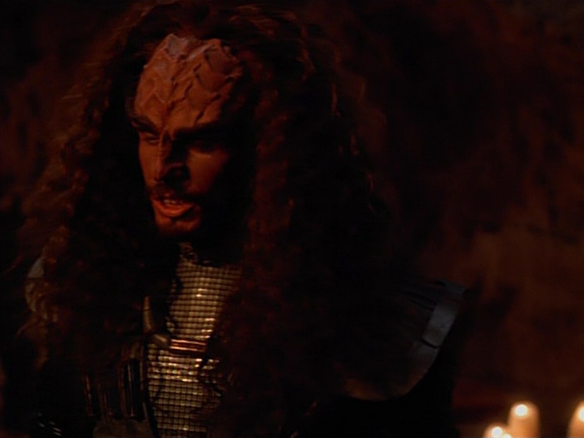 extant_StarTrekVoyager_4x03-DayOfHonor_1509.jpg