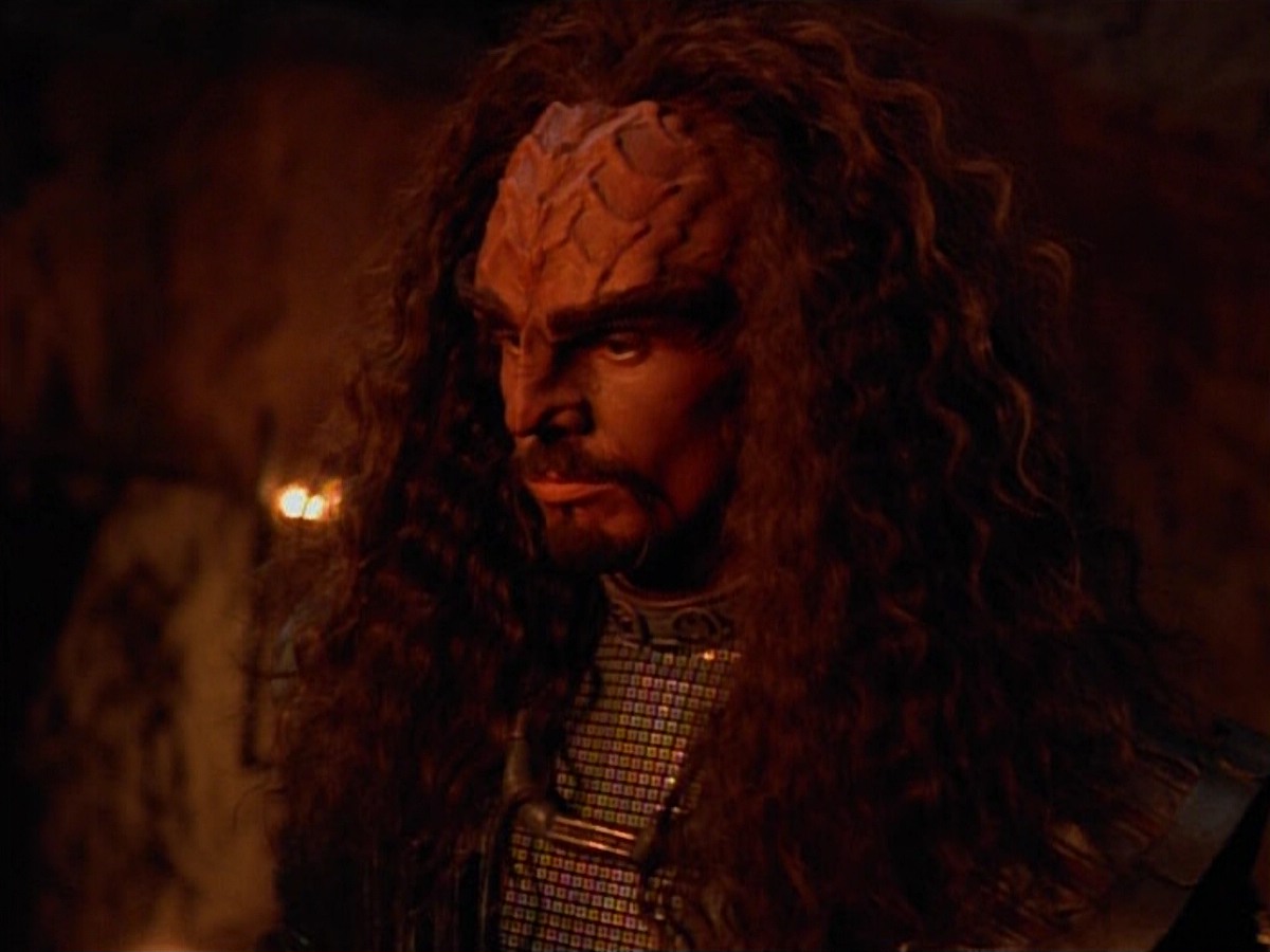 extant_StarTrekVoyager_4x03-DayOfHonor_1517.jpg