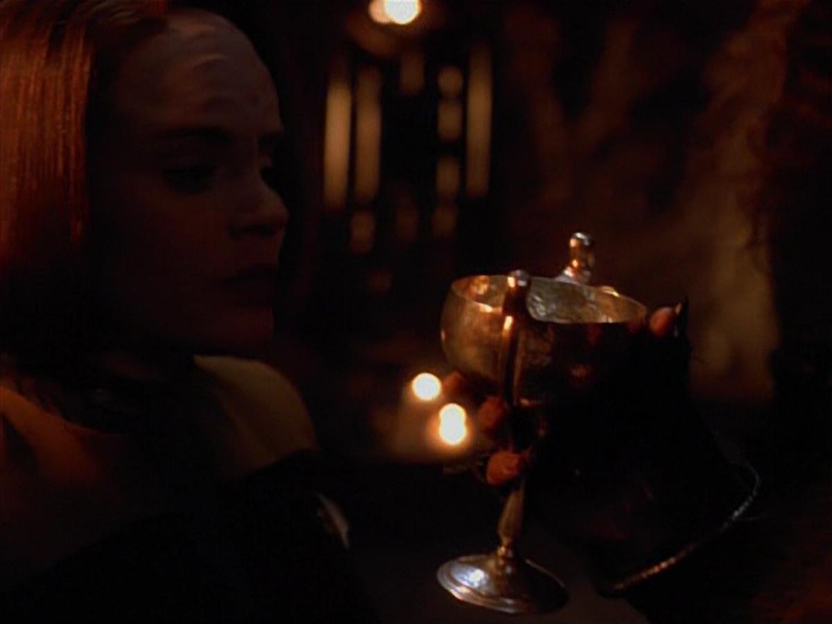 extant_StarTrekVoyager_4x03-DayOfHonor_1529.jpg