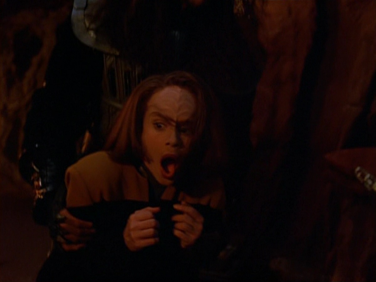 extant_StarTrekVoyager_4x03-DayOfHonor_1675.jpg