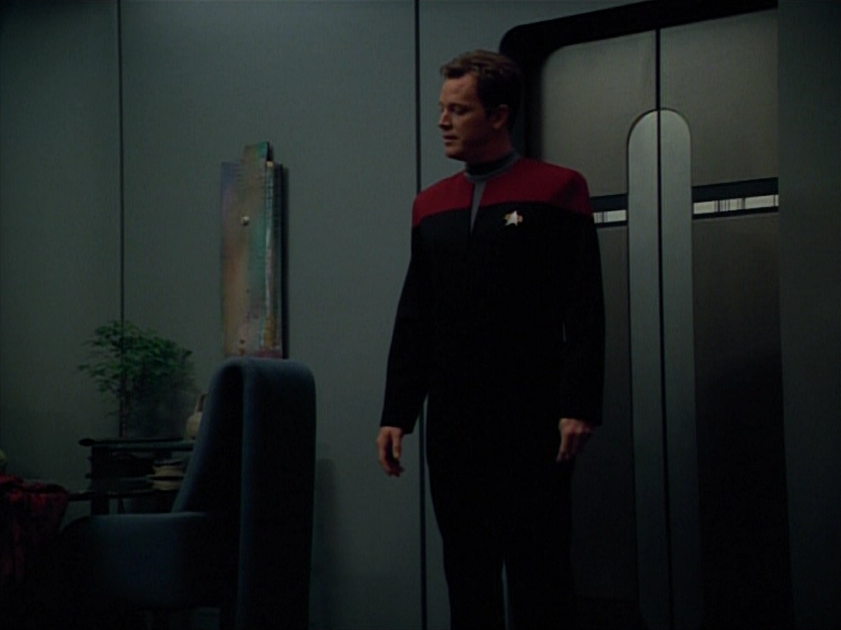 extant_StarTrekVoyager_4x03-DayOfHonor_1759.jpg