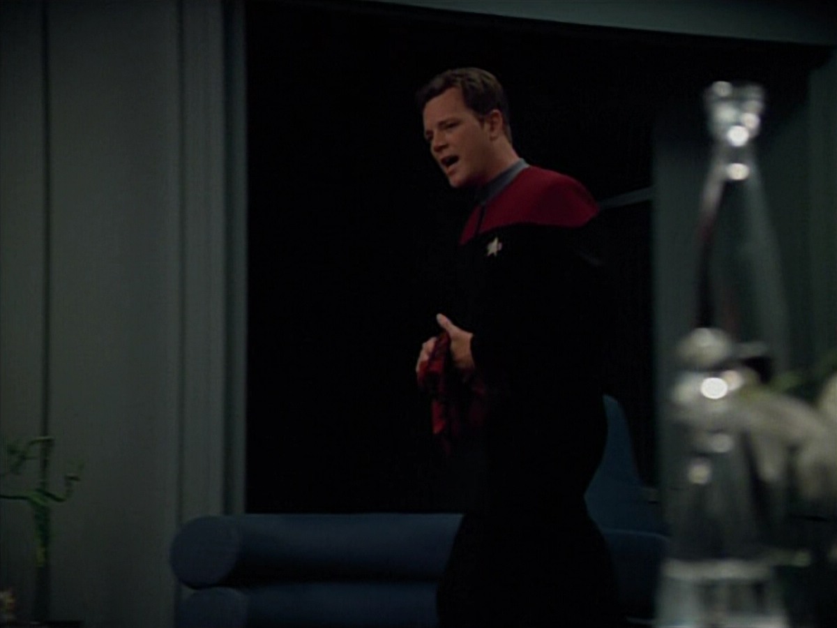 extant_StarTrekVoyager_4x03-DayOfHonor_1777.jpg