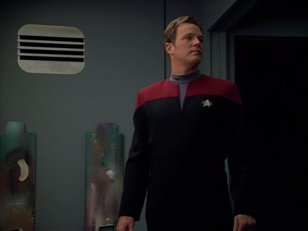 extant_StarTrekVoyager_4x03-DayOfHonor_1811.jpg