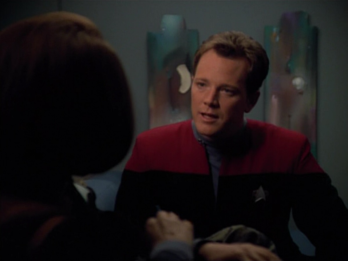 extant_StarTrekVoyager_4x03-DayOfHonor_1818.jpg