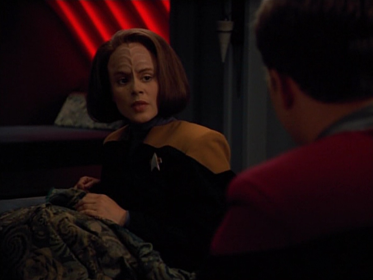 extant_StarTrekVoyager_4x03-DayOfHonor_1834.jpg
