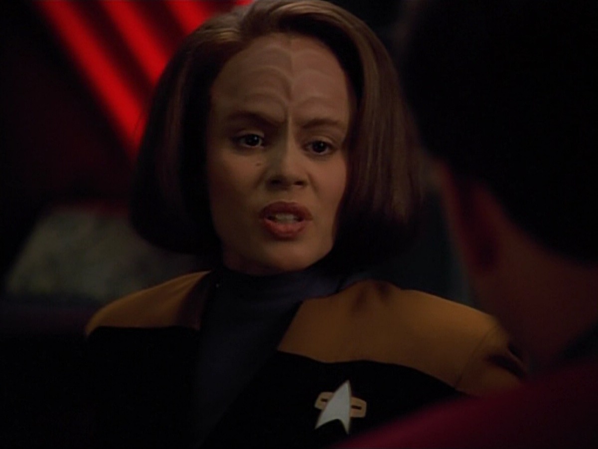 extant_StarTrekVoyager_4x03-DayOfHonor_1856.jpg