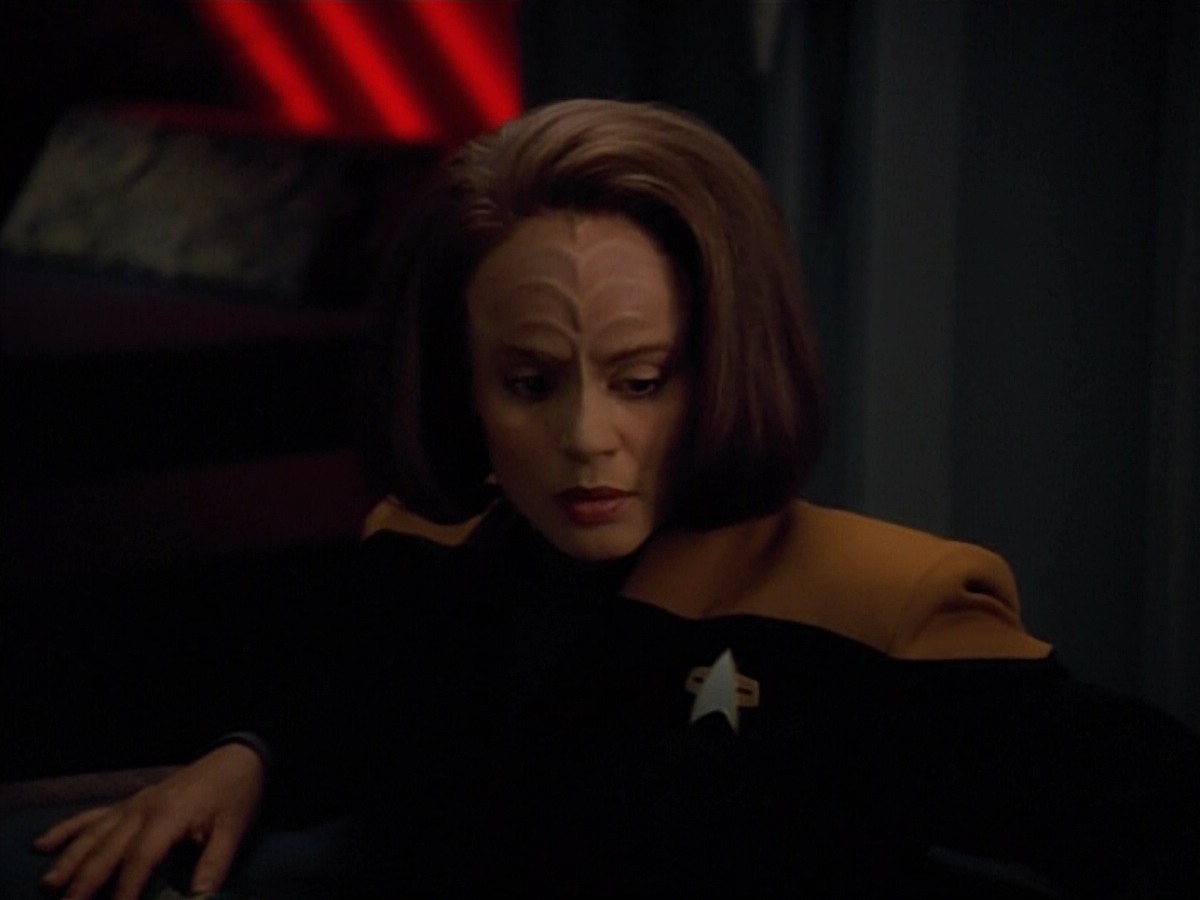 extant_StarTrekVoyager_4x03-DayOfHonor_1898.jpg