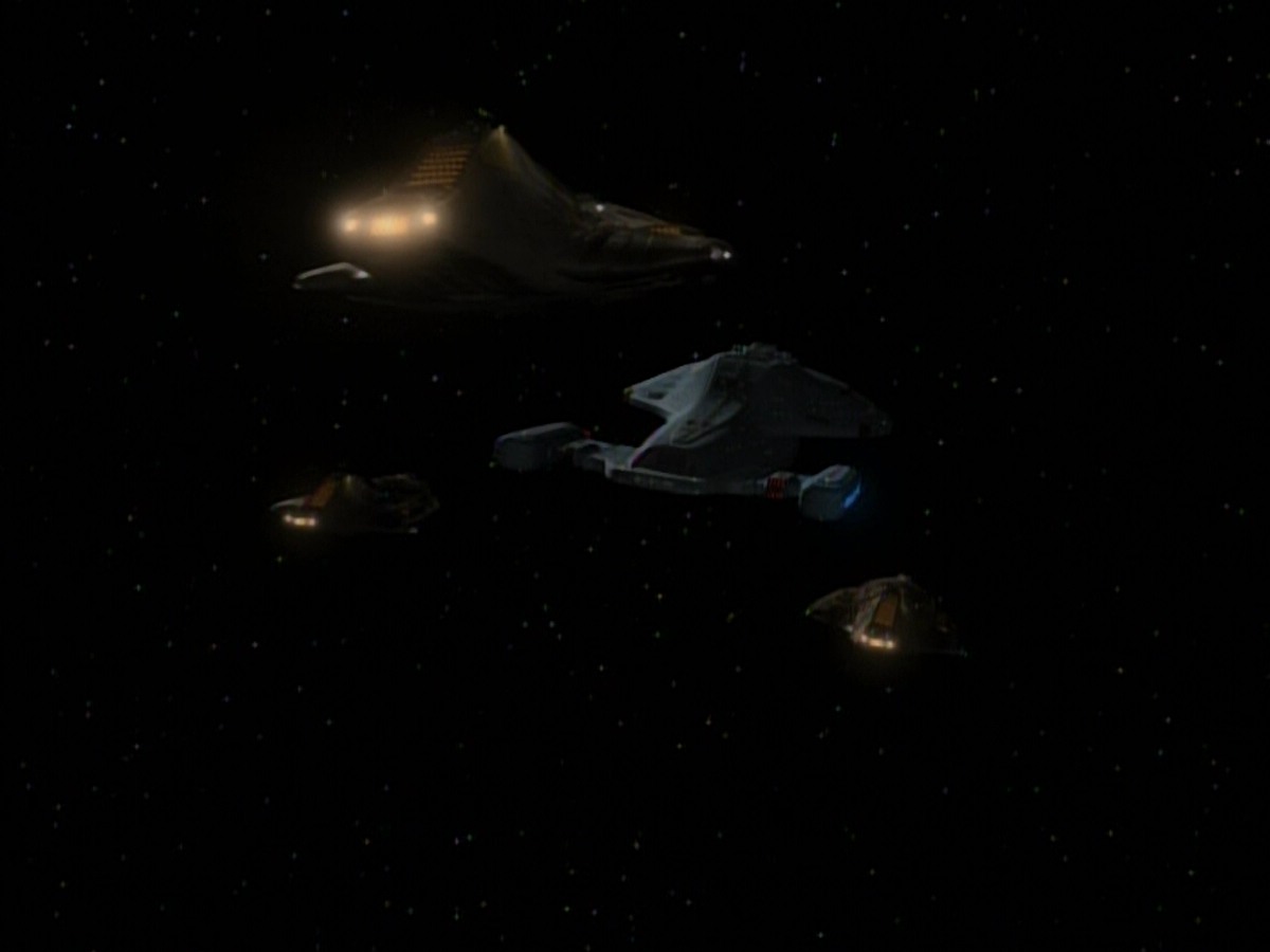 extant_StarTrekVoyager_4x03-DayOfHonor_1914.jpg