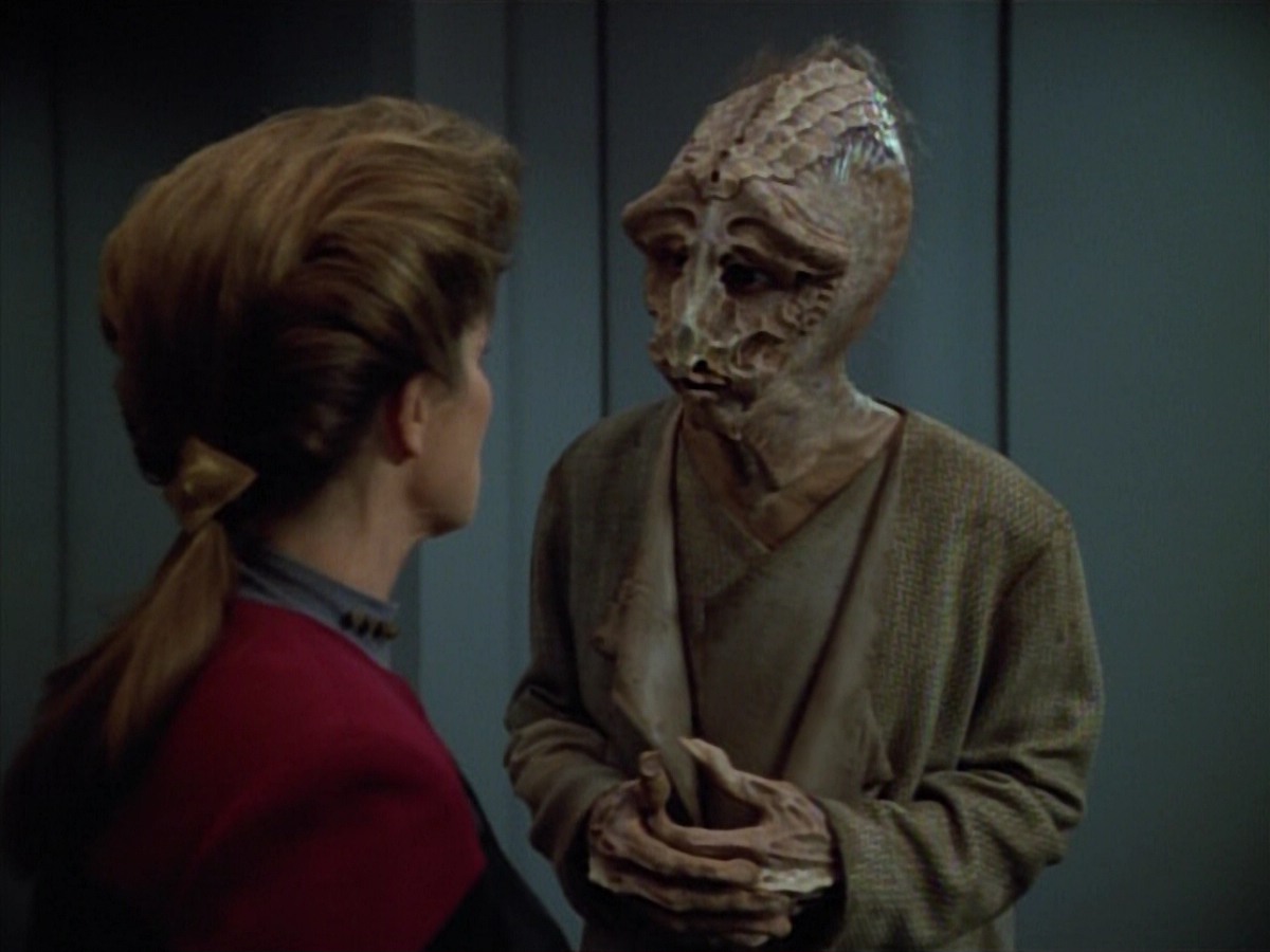 extant_StarTrekVoyager_4x03-DayOfHonor_2032.jpg