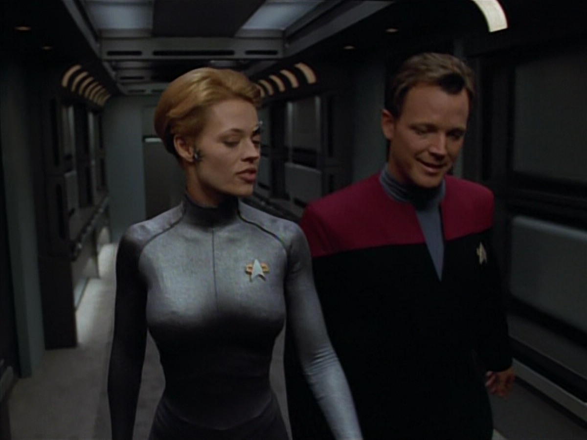 extant_StarTrekVoyager_4x03-DayOfHonor_2125.jpg