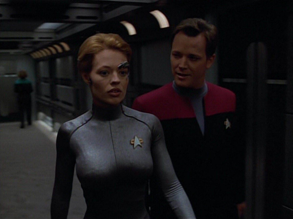 extant_StarTrekVoyager_4x03-DayOfHonor_2127.jpg