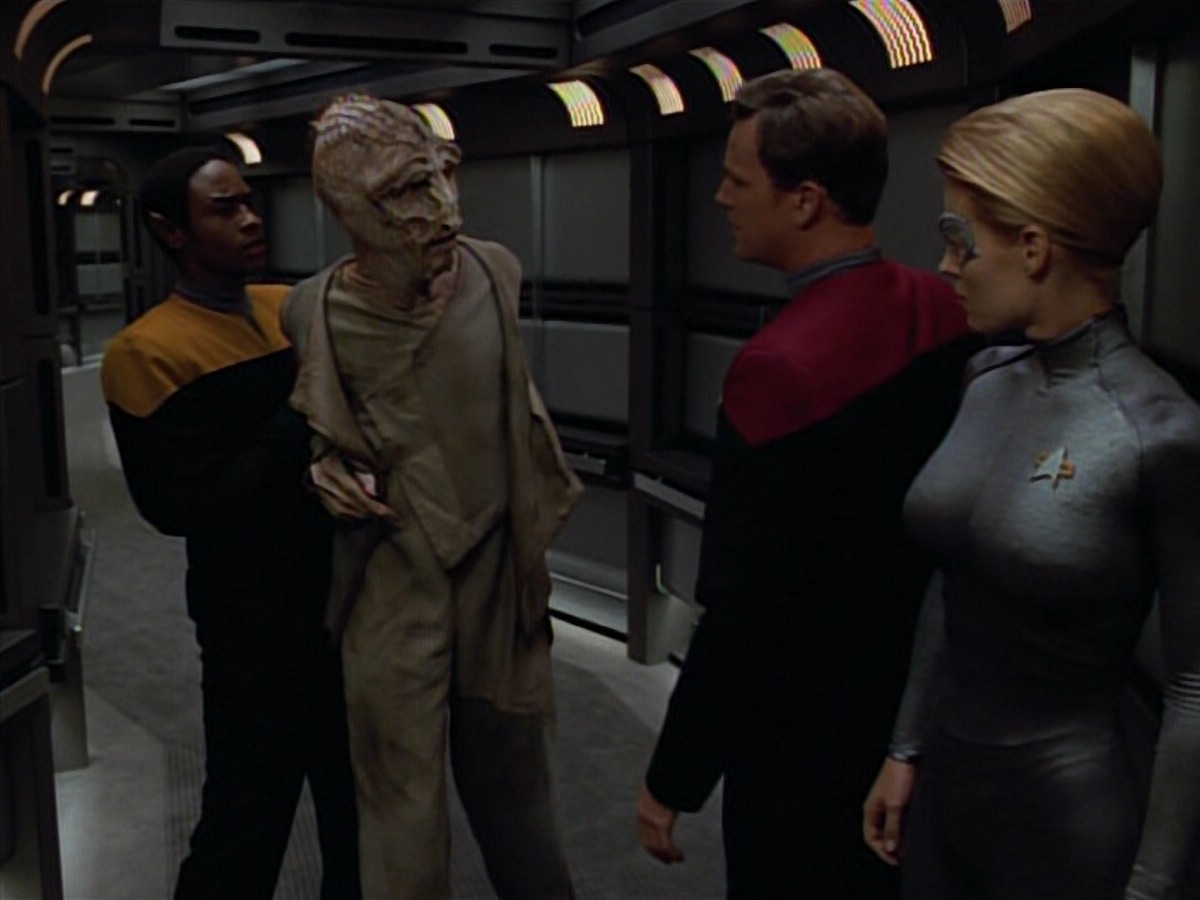 extant_StarTrekVoyager_4x03-DayOfHonor_2148.jpg