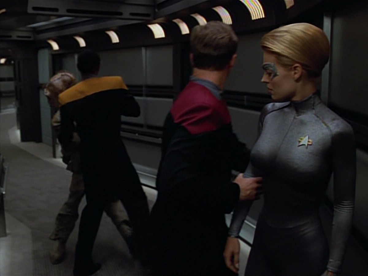 extant_StarTrekVoyager_4x03-DayOfHonor_2157.jpg