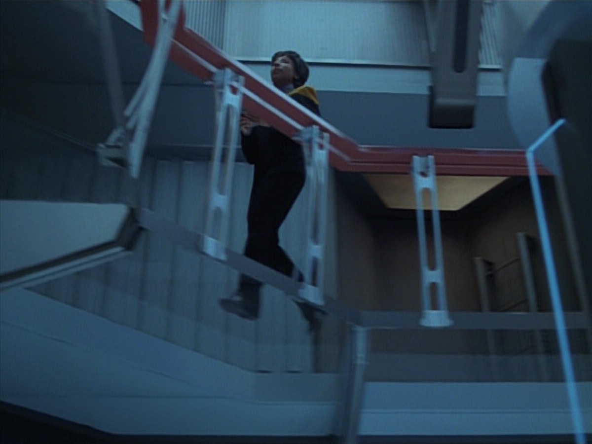 extant_StarTrekVoyager_4x03-DayOfHonor_2266.jpg