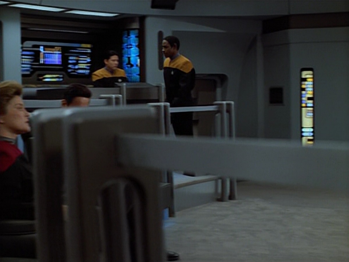 extant_StarTrekVoyager_4x03-DayOfHonor_2298.jpg