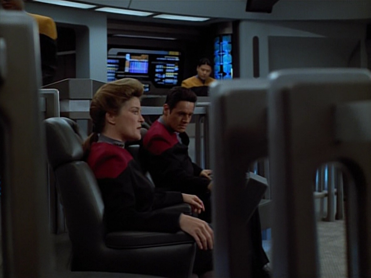 extant_StarTrekVoyager_4x03-DayOfHonor_2302.jpg