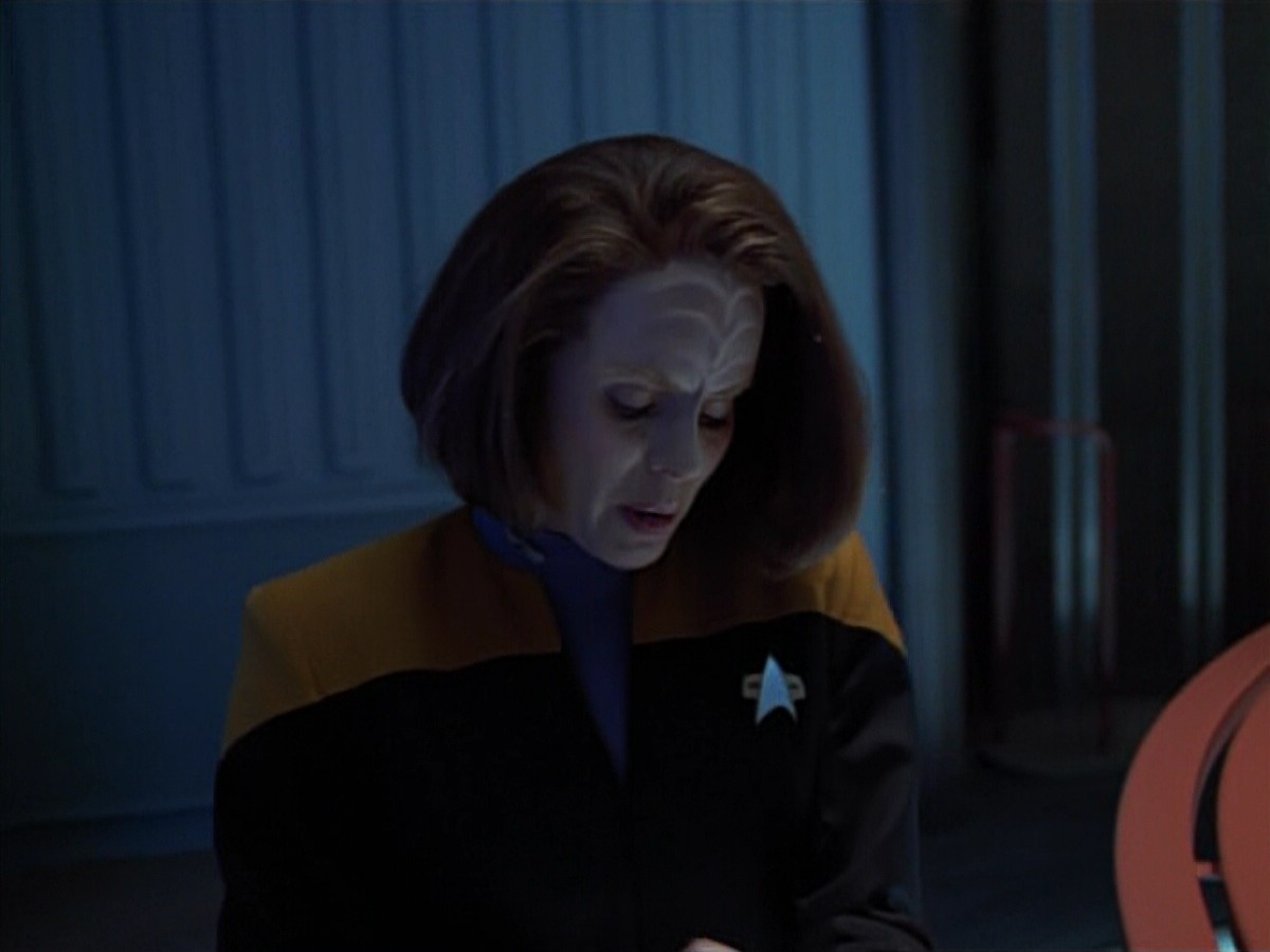 extant_StarTrekVoyager_4x03-DayOfHonor_2308.jpg