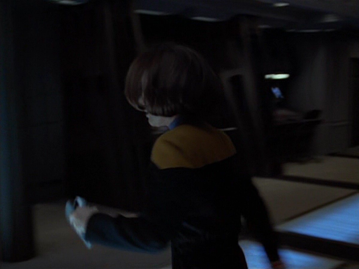 extant_StarTrekVoyager_4x03-DayOfHonor_2369.jpg