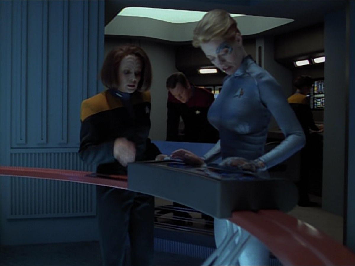 extant_StarTrekVoyager_4x03-DayOfHonor_2374.jpg