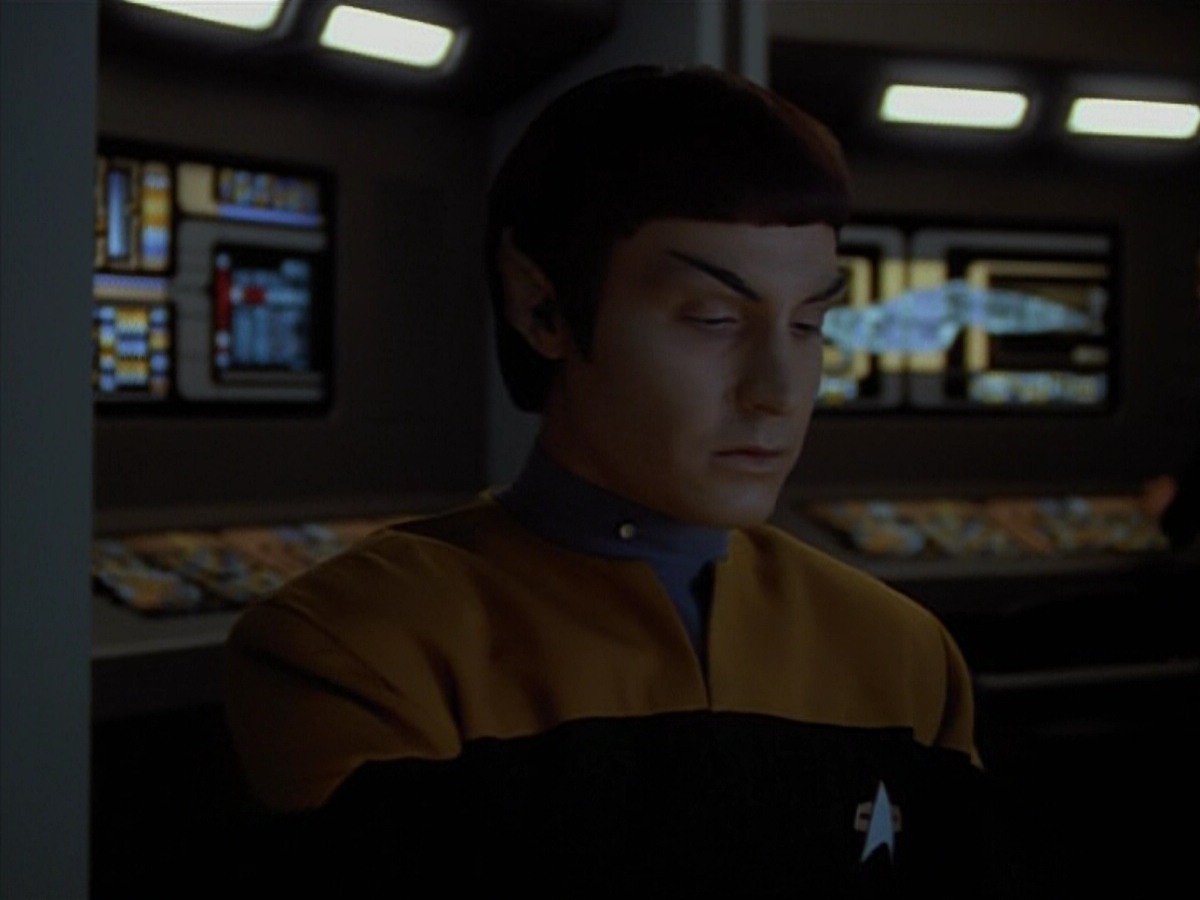 extant_StarTrekVoyager_4x03-DayOfHonor_2384.jpg