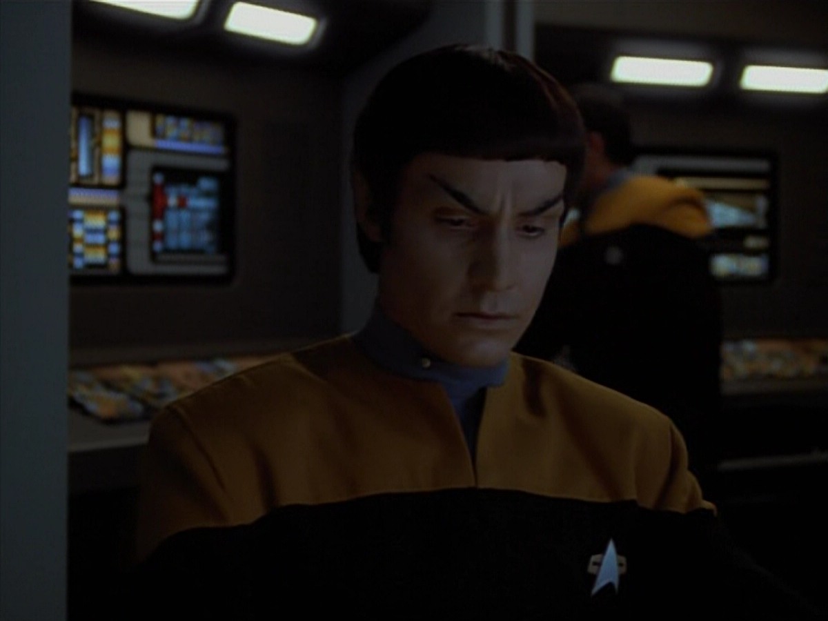 extant_StarTrekVoyager_4x03-DayOfHonor_2386.jpg