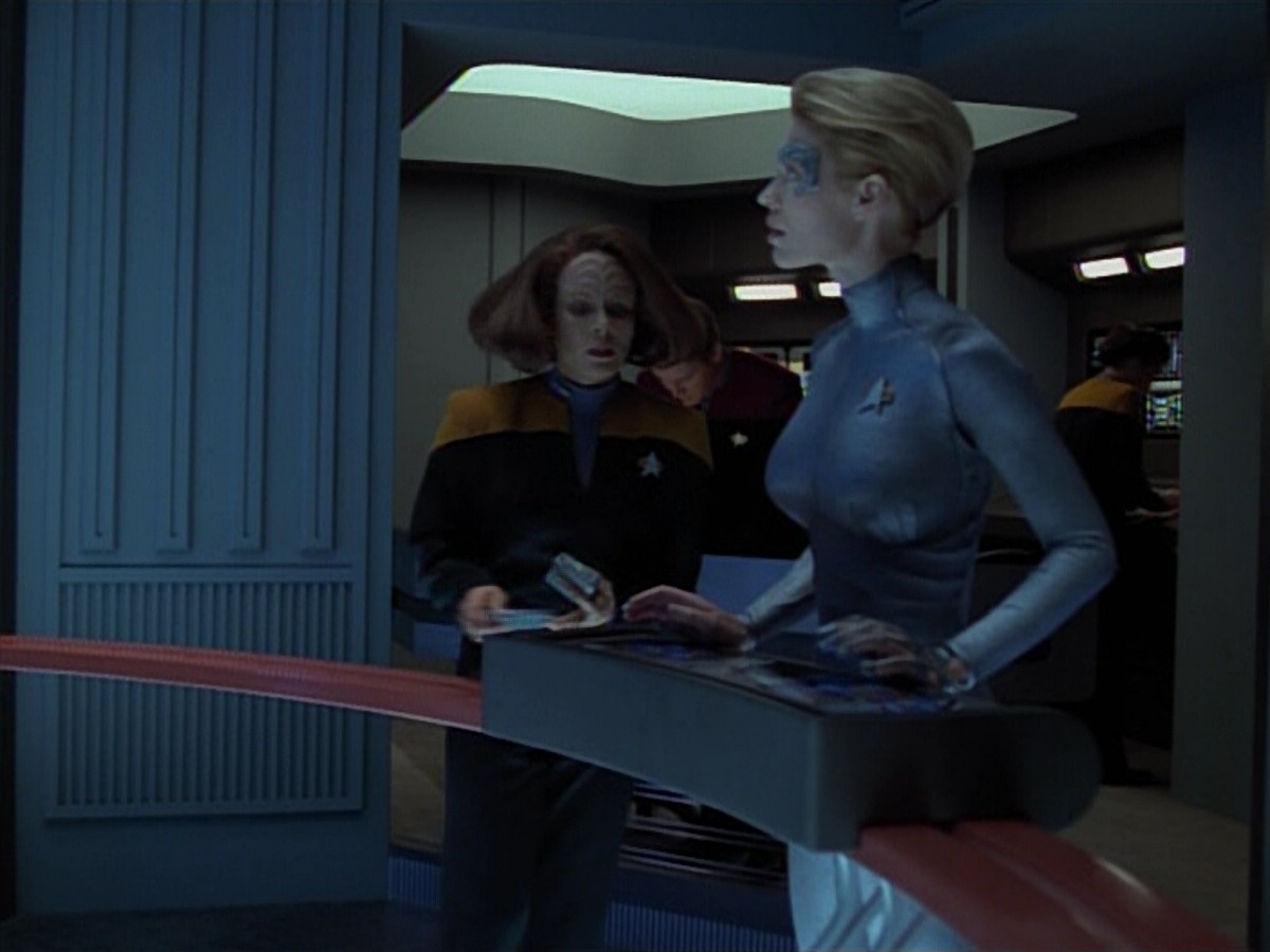 extant_StarTrekVoyager_4x03-DayOfHonor_2398.jpg