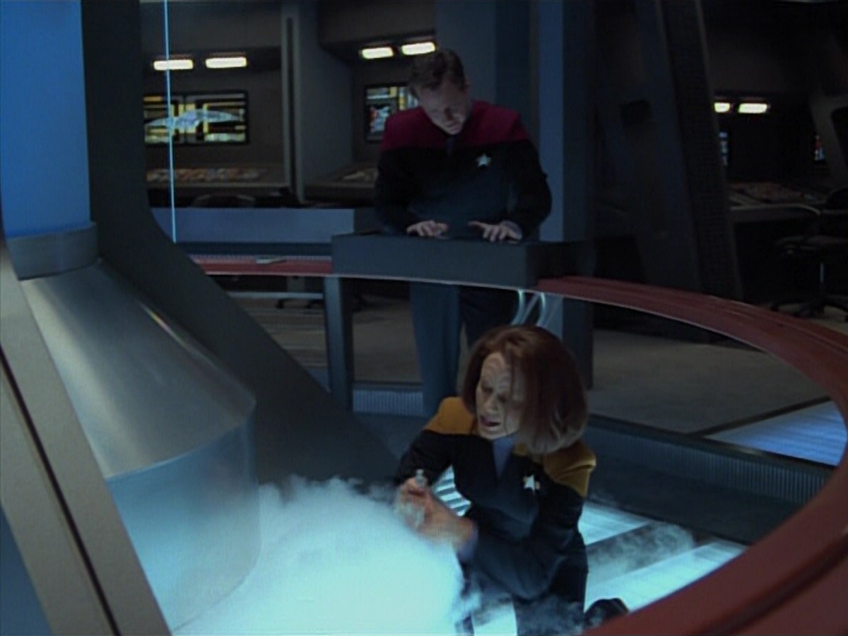 extant_StarTrekVoyager_4x03-DayOfHonor_2492.jpg