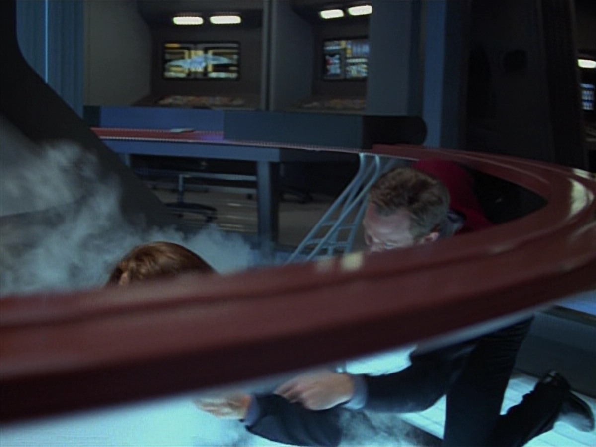 extant_StarTrekVoyager_4x03-DayOfHonor_2496.jpg