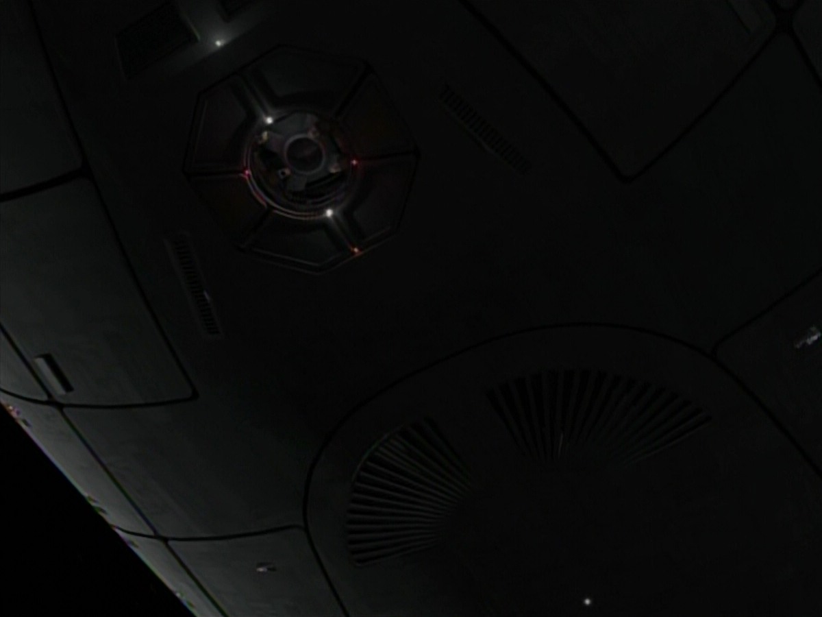 extant_StarTrekVoyager_4x03-DayOfHonor_2528.jpg