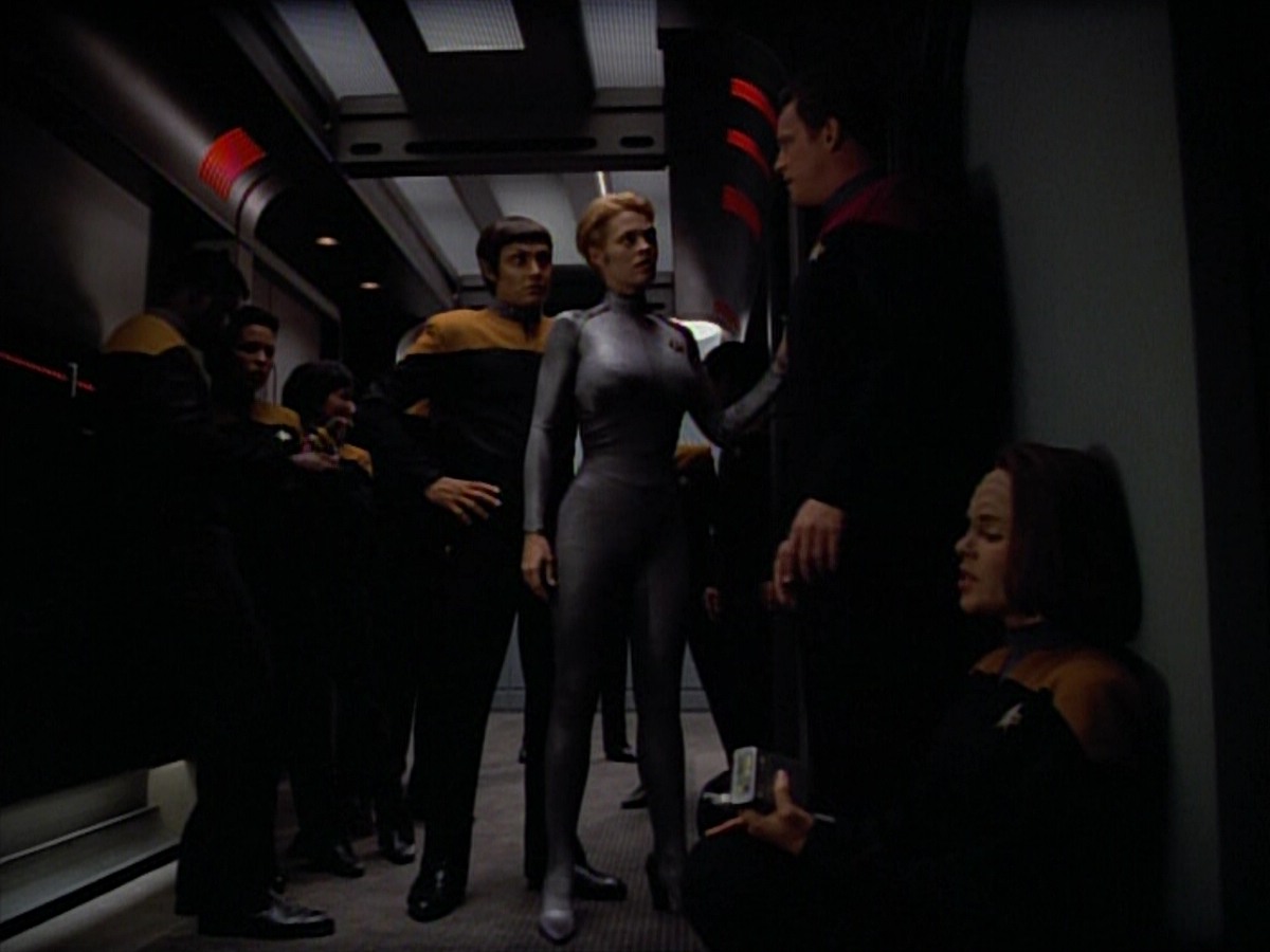 extant_StarTrekVoyager_4x03-DayOfHonor_2545.jpg