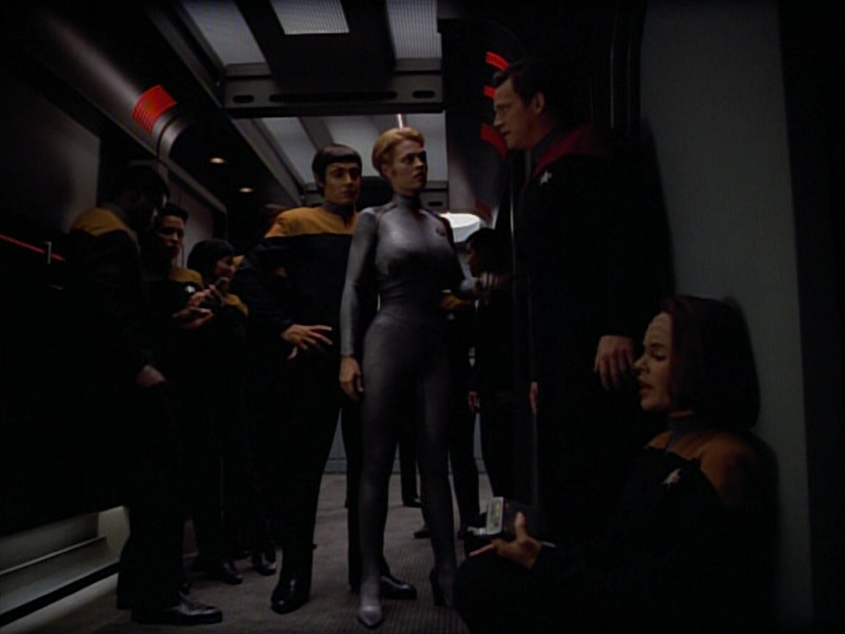 extant_StarTrekVoyager_4x03-DayOfHonor_2546.jpg