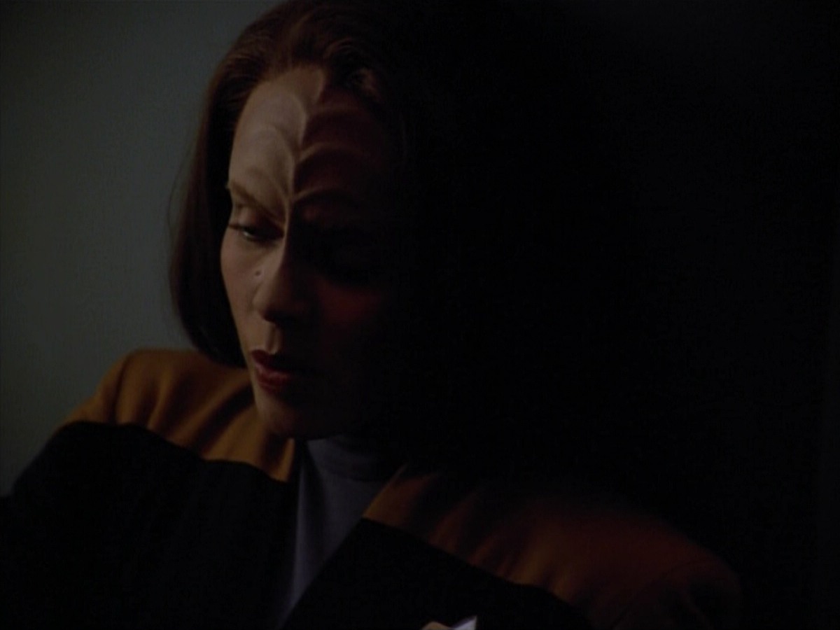 extant_StarTrekVoyager_4x03-DayOfHonor_2549.jpg