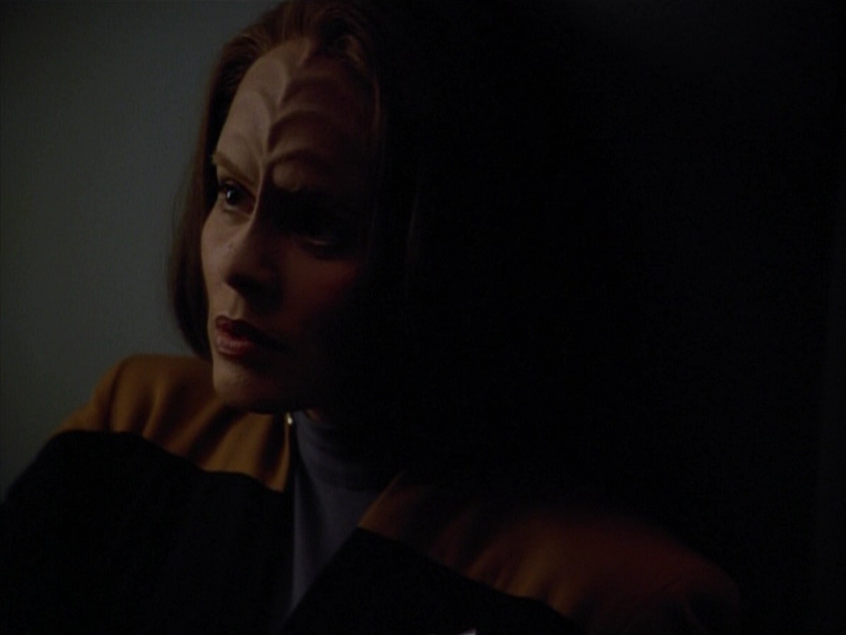 extant_StarTrekVoyager_4x03-DayOfHonor_2560.jpg