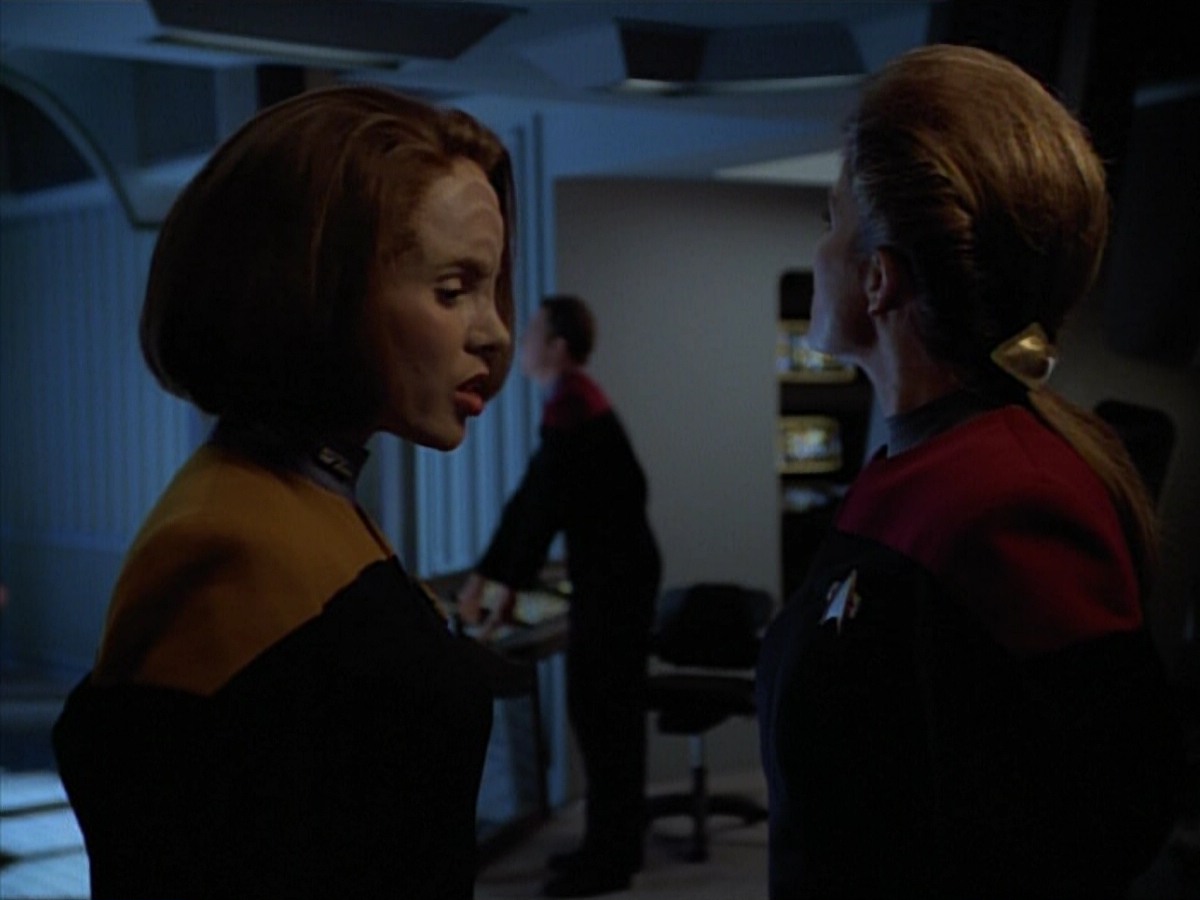 extant_StarTrekVoyager_4x03-DayOfHonor_2596.jpg