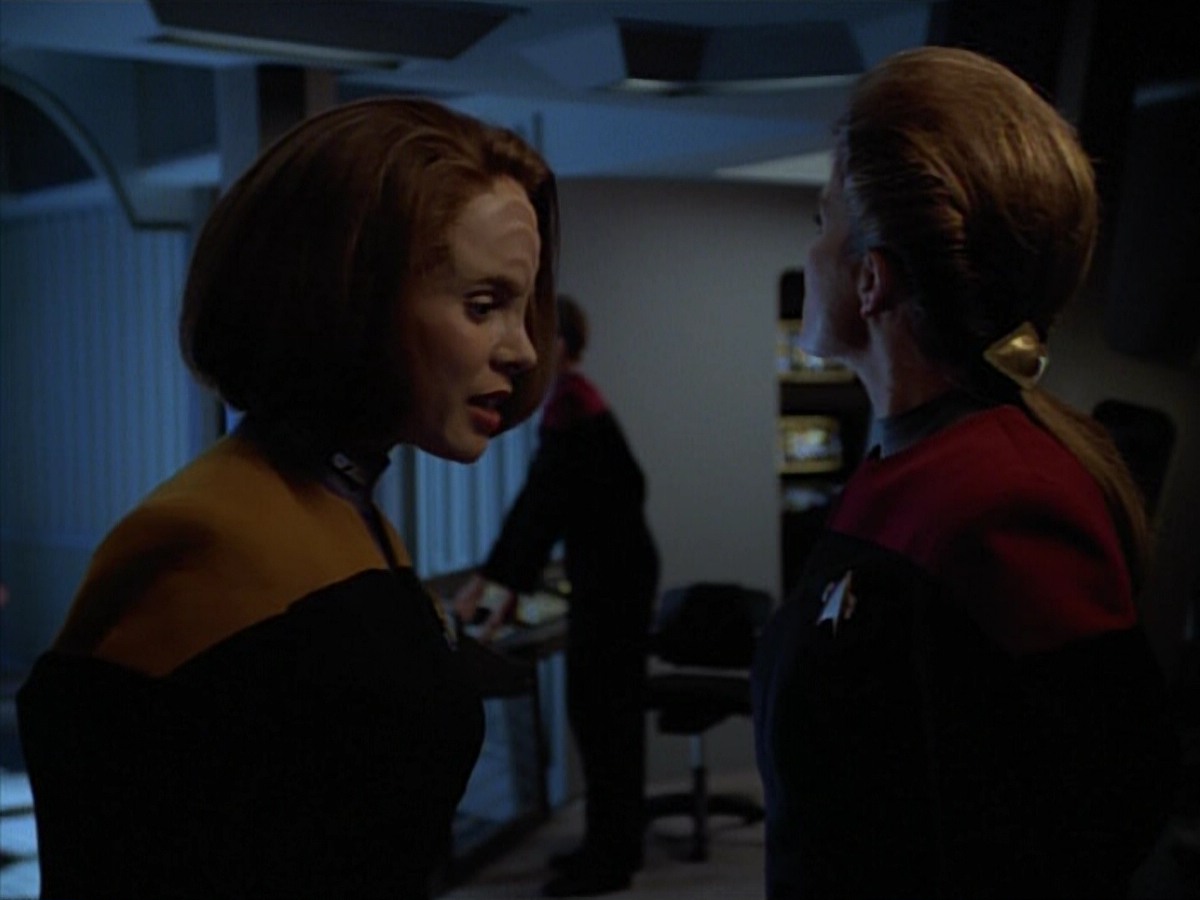 extant_StarTrekVoyager_4x03-DayOfHonor_2597.jpg