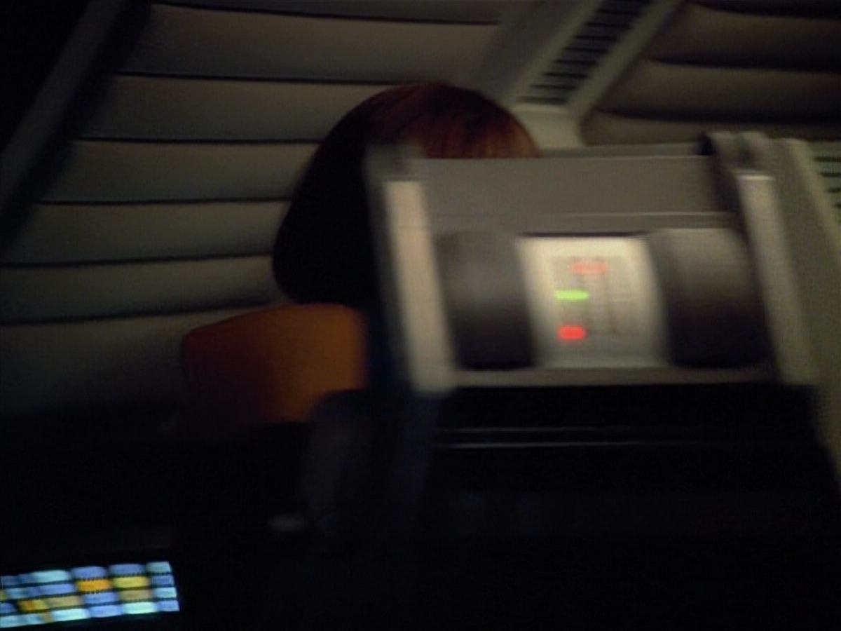 extant_StarTrekVoyager_4x03-DayOfHonor_2859.jpg