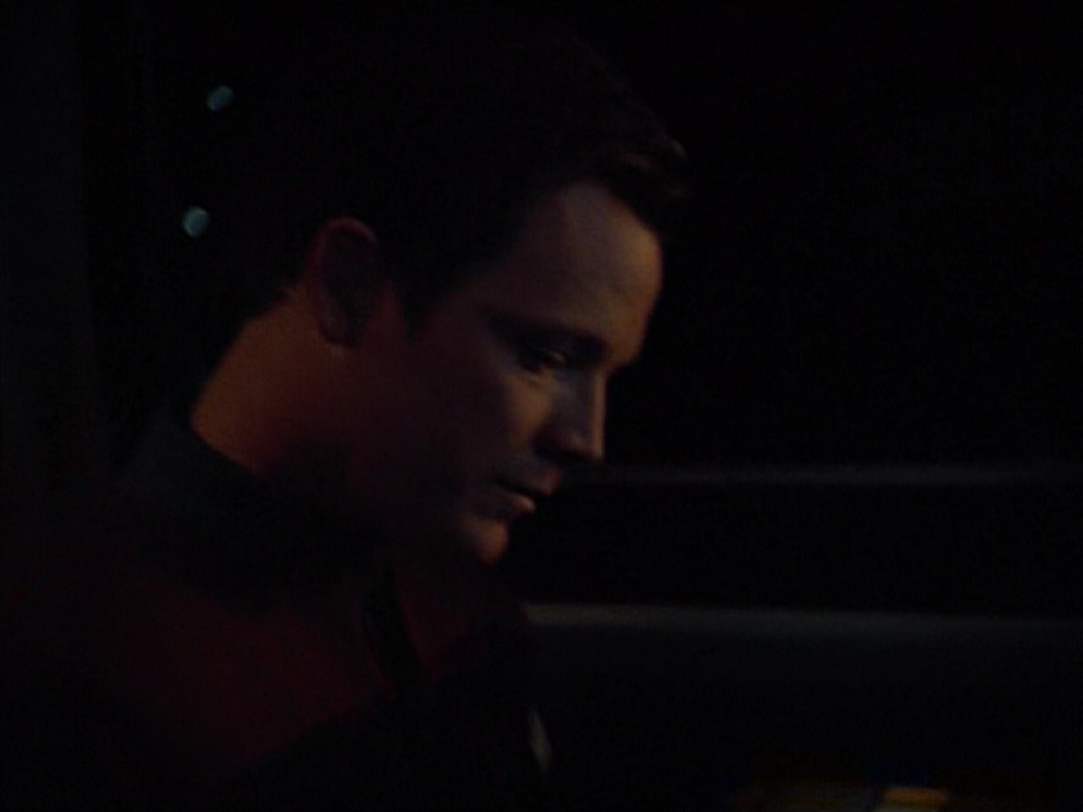 extant_StarTrekVoyager_4x03-DayOfHonor_2909.jpg