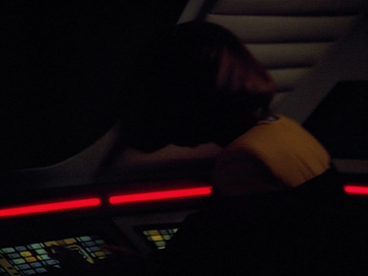 extant_StarTrekVoyager_4x03-DayOfHonor_2917.jpg