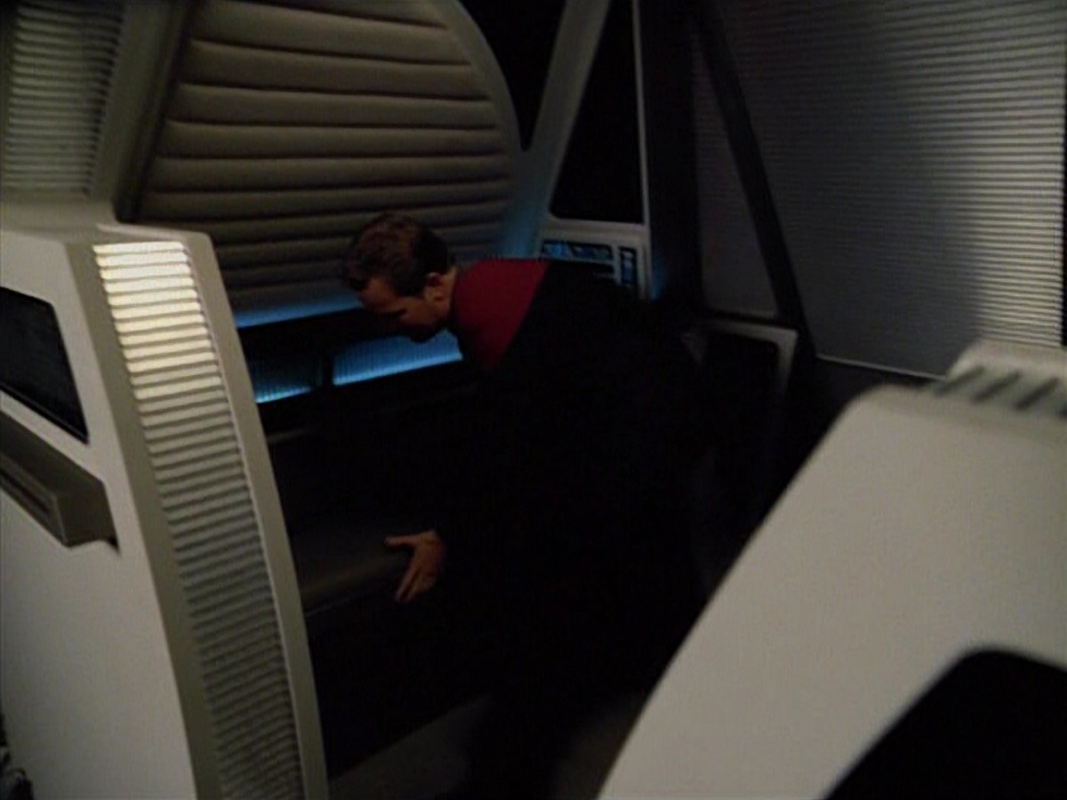 extant_StarTrekVoyager_4x03-DayOfHonor_2939.jpg
