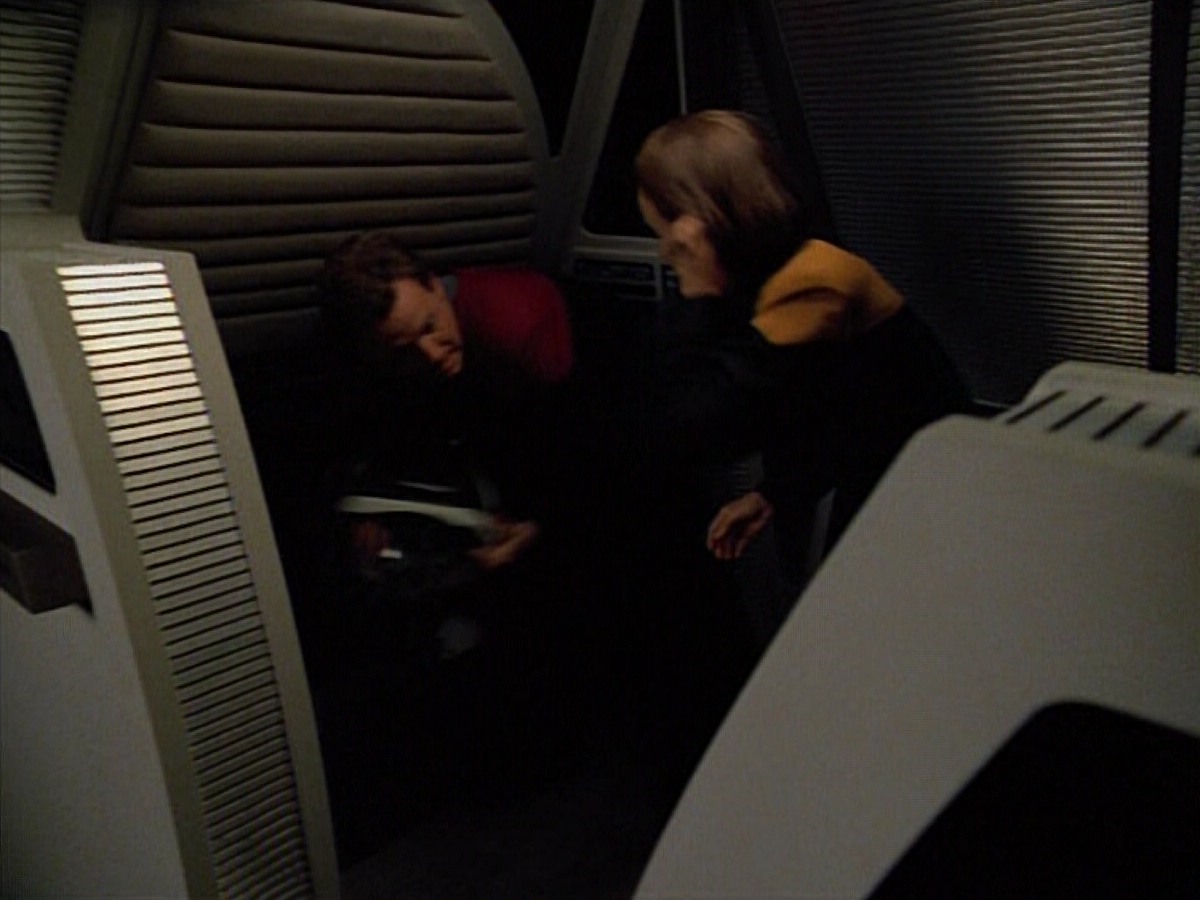 extant_StarTrekVoyager_4x03-DayOfHonor_2943.jpg