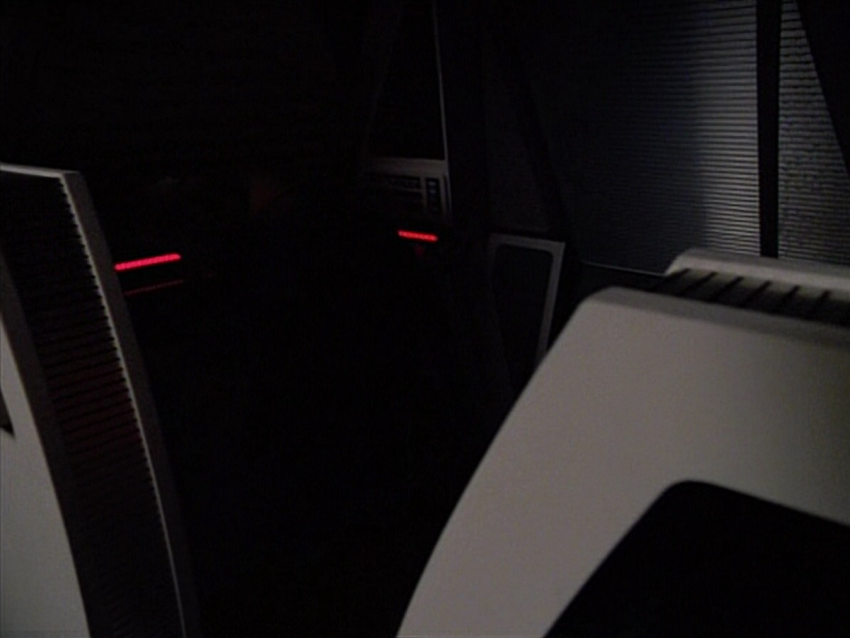 extant_StarTrekVoyager_4x03-DayOfHonor_2946.jpg